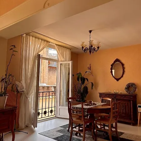 Vichyvita - Logement Hypercentre Lejlighed *